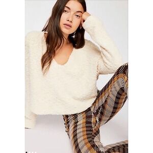 Free People Cream V-Neck Cozy Pullover Sweater